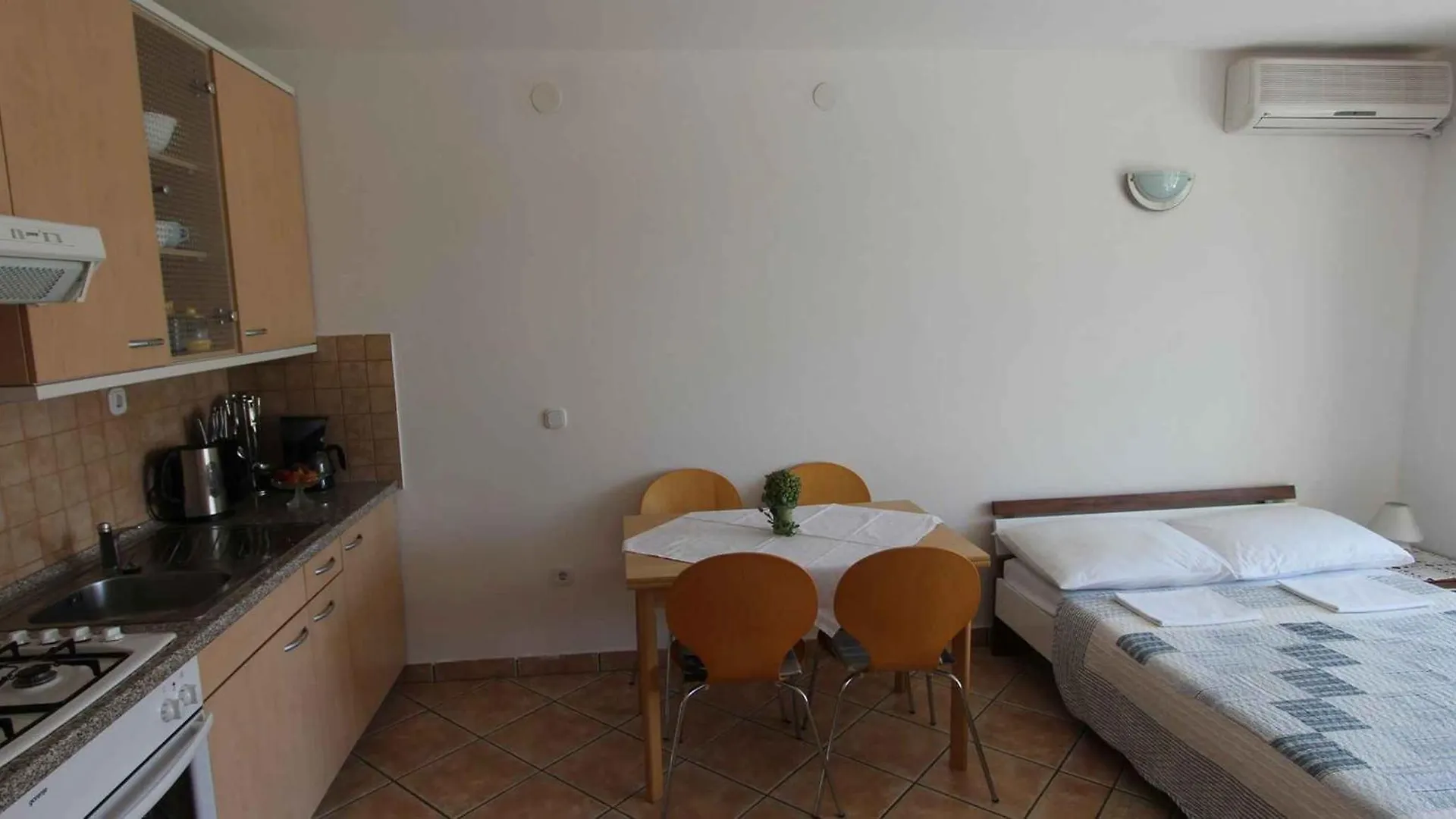 Apartment Malinska,Krk, Primorje-Gorski Kotar 5 Croatia